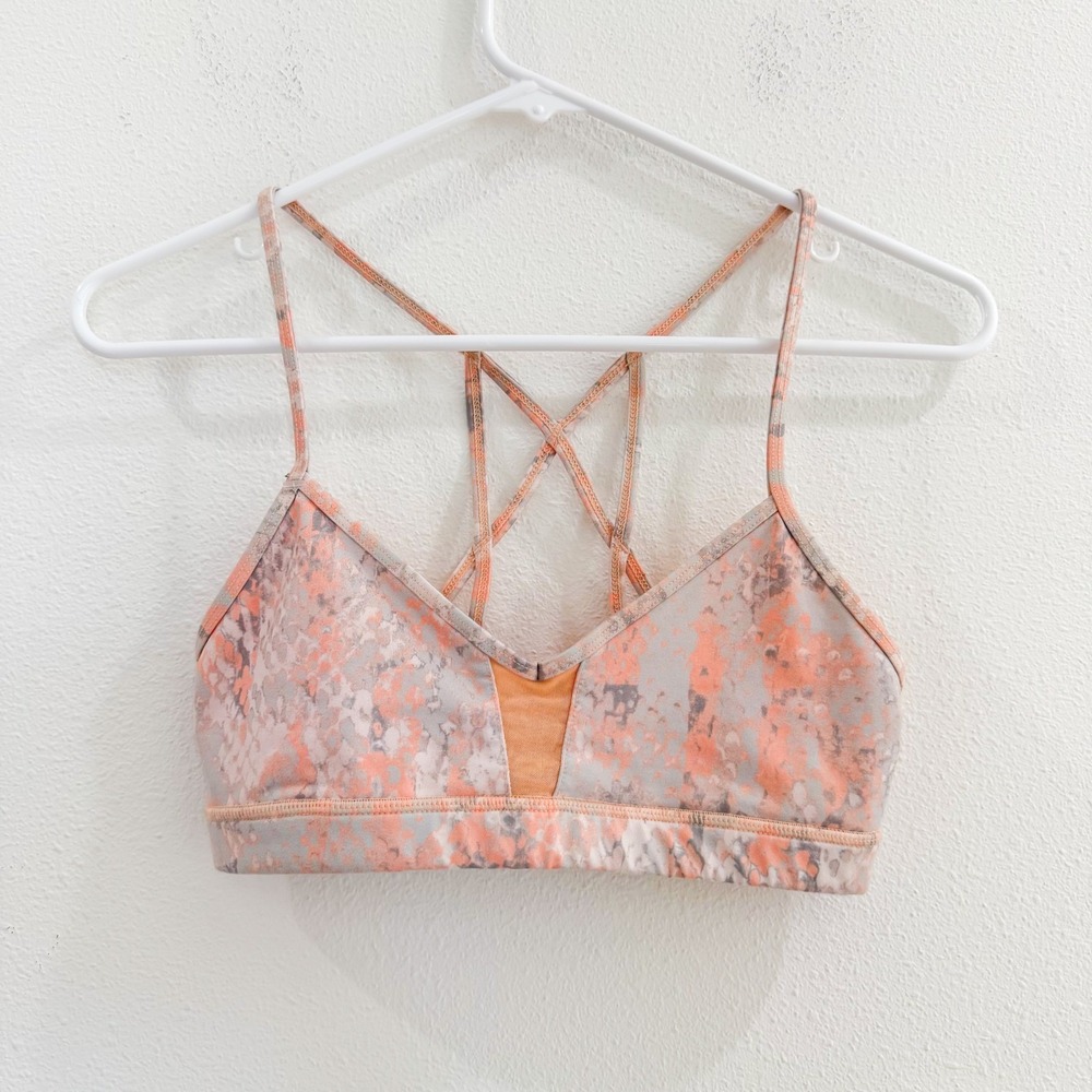 ALO Yoga Goddess Sports Bra Athleisure Hiking Running Gym Peach XS